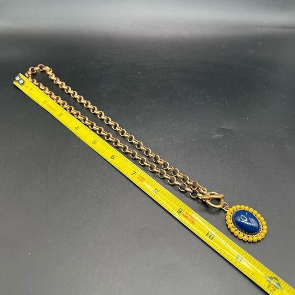 Blue Cabochon Encircled by 24 Yellow Beads On A Gold Tone Chain Classic Office - Picture 6 of 6